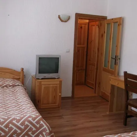 Hotell Family Smolena 3*